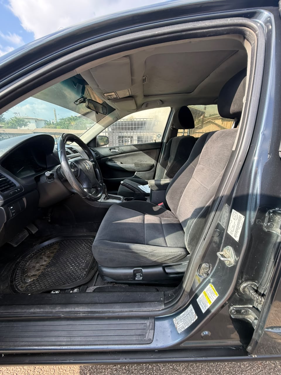 
								Distress Sell Neatly Used Hond Accord 2008 (DC) EX for just 3.2m net Abuja full									
