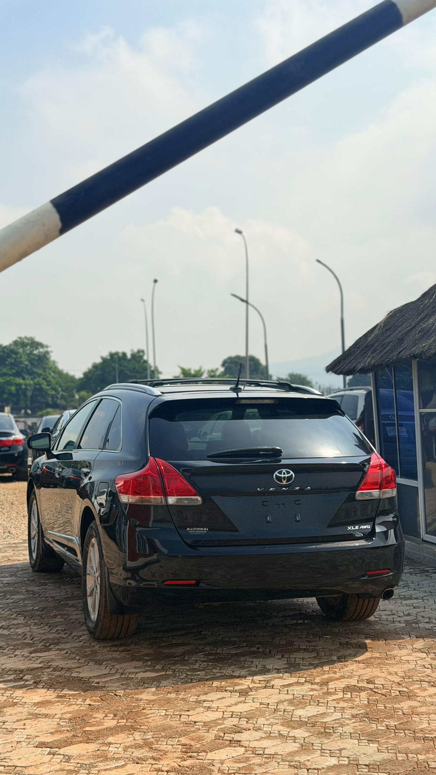 
								FOREIGN USED 🇺🇸 2012 TOYOTA VENZA XLE AWD WITH PUSH TO START, V4 ENGINE, REAR AC VENT,POWER BOOT AC FREEZING AND VERIFIED DUTY VALID FOR 18.5 MILLION NAIRA ONLY full									