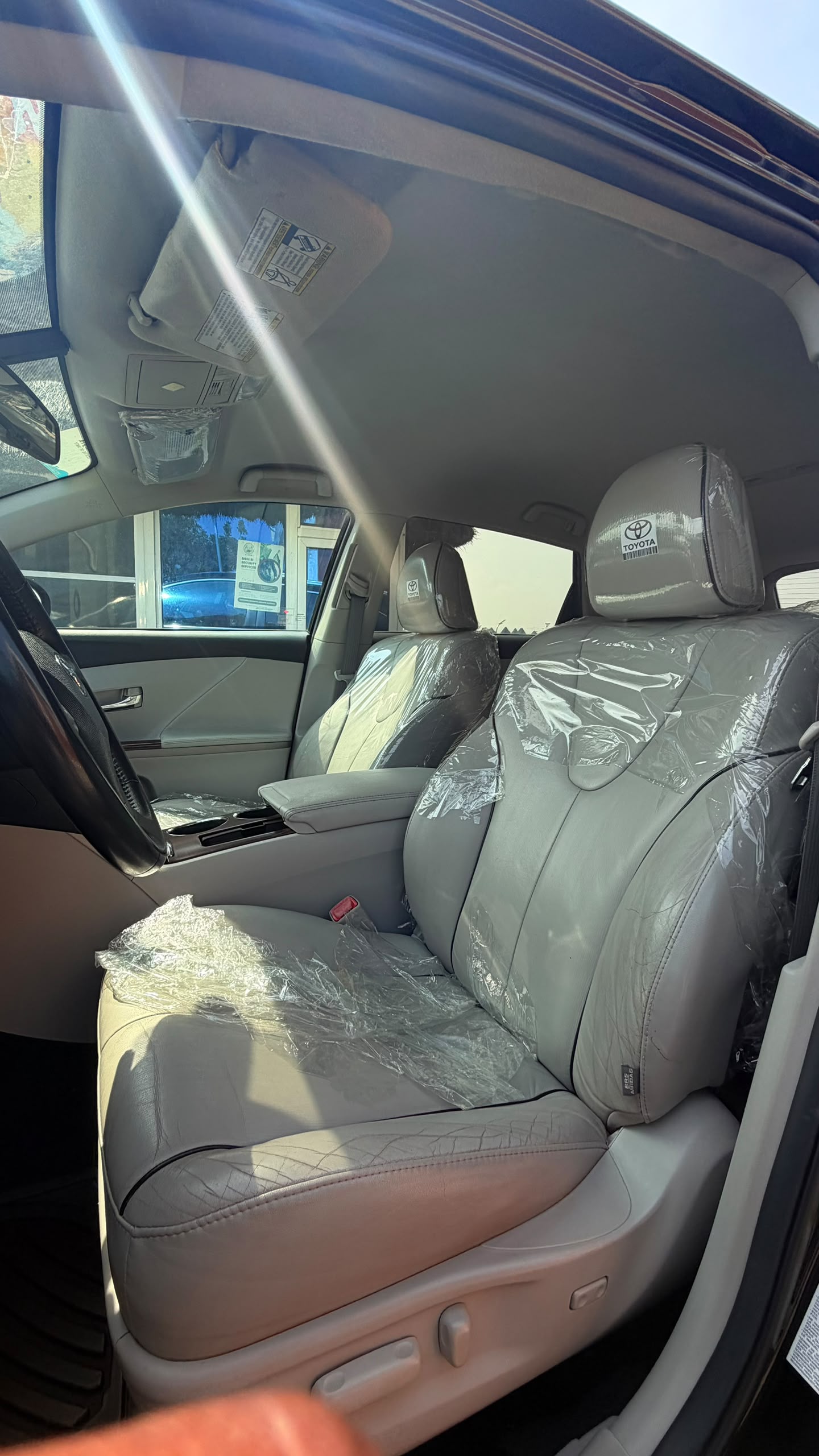 
								FOREIGN USED 🇺🇸 2012 TOYOTA VENZA XLE AWD WITH PUSH TO START, V4 ENGINE, REAR AC VENT,POWER BOOT AC FREEZING AND VERIFIED DUTY VALID FOR 18.5 MILLION NAIRA ONLY full									