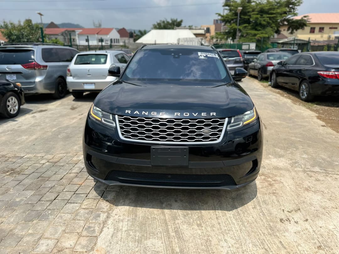 
								Just touch down Foreign used 2020 Range Rover Velar fullest option with 360° camera heated and ventilated leather seats retractable door handles blind spot lane keeping assist adaptive cruise controlpower boot anti collision sensor and many more.  💰 50 million naira only 📍 Abuja full									