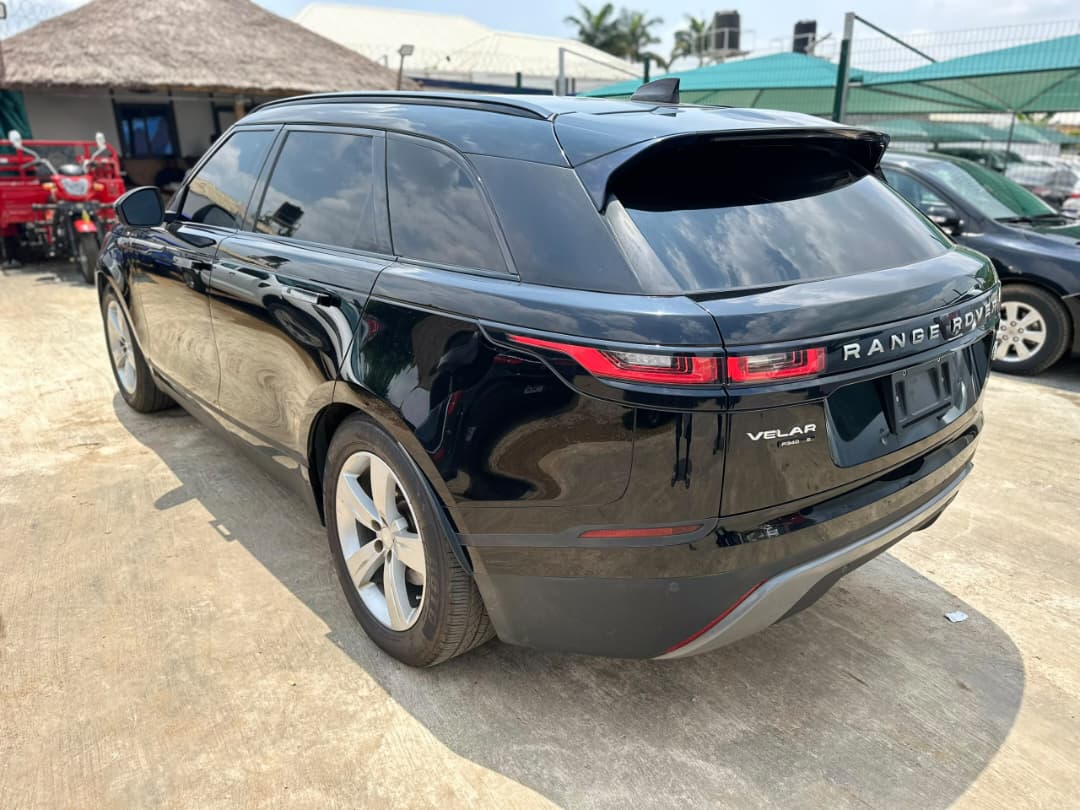 
								Just touch down Foreign used 2020 Range Rover Velar fullest option with 360° camera heated and ventilated leather seats retractable door handles blind spot lane keeping assist adaptive cruise controlpower boot anti collision sensor and many more.  💰 50 million naira only 📍 Abuja full									