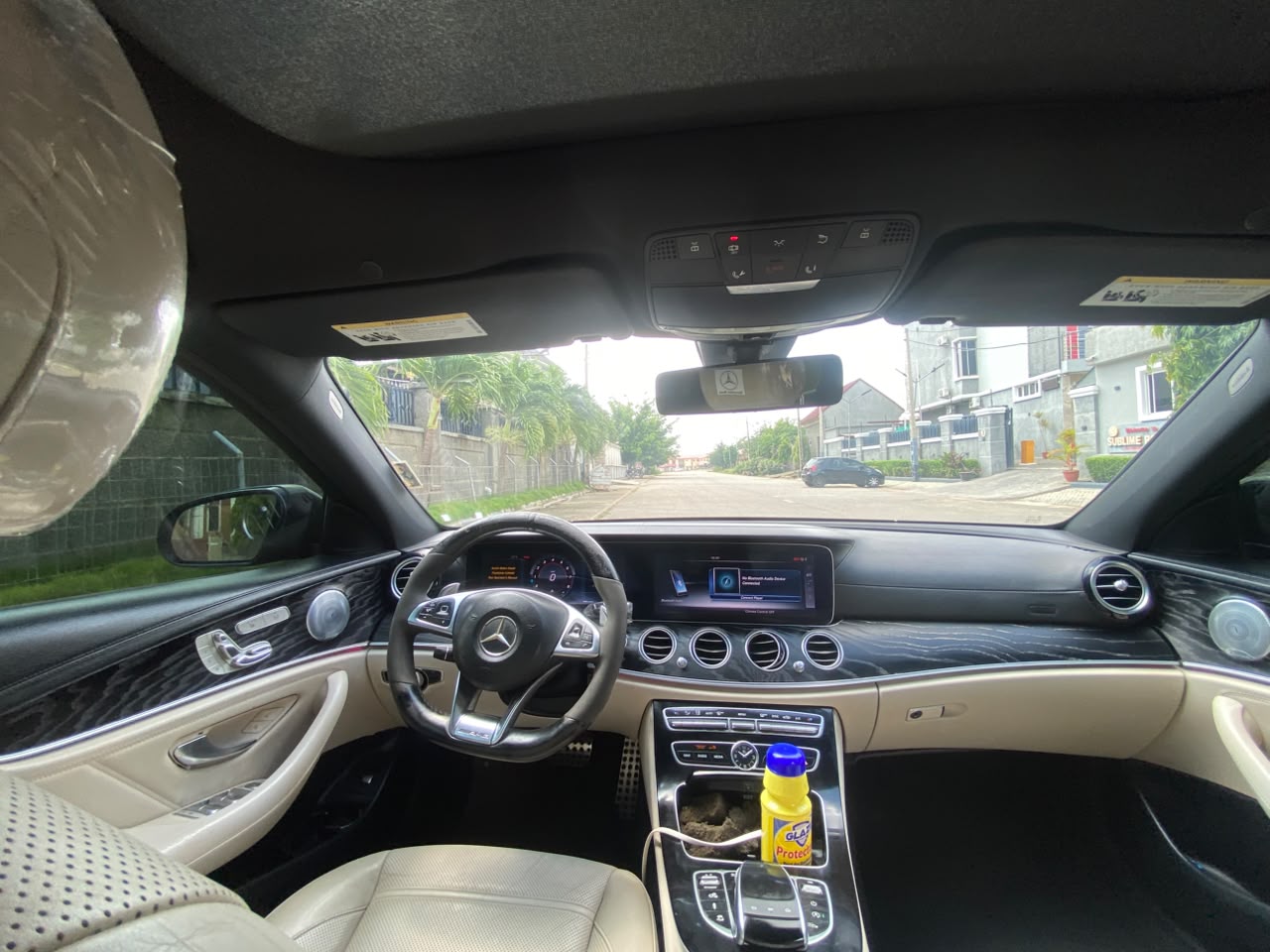 
								2 months registered, 2017 Mercedes Benz E43, with untapped v8 engine, selling for just N56m location Abuja full									