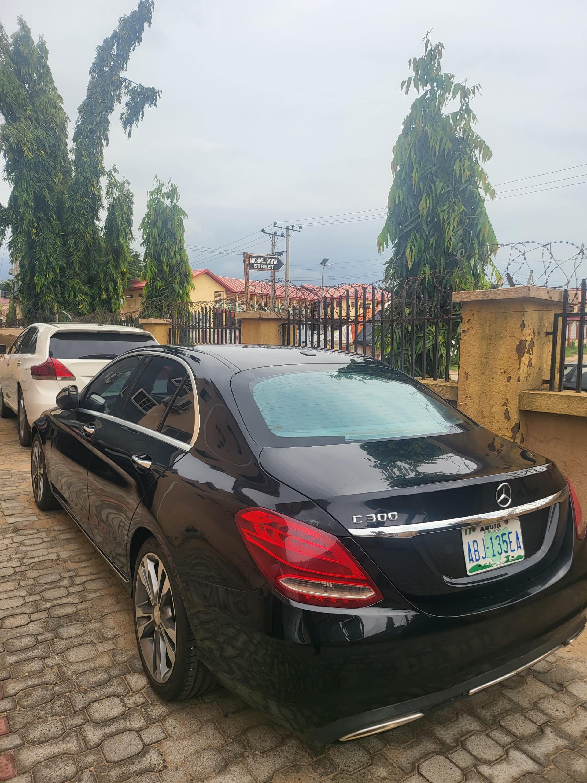 
								Extremely sharp 2016 C300 Just like belgium  Price: 13m owner come with my Sambo full									