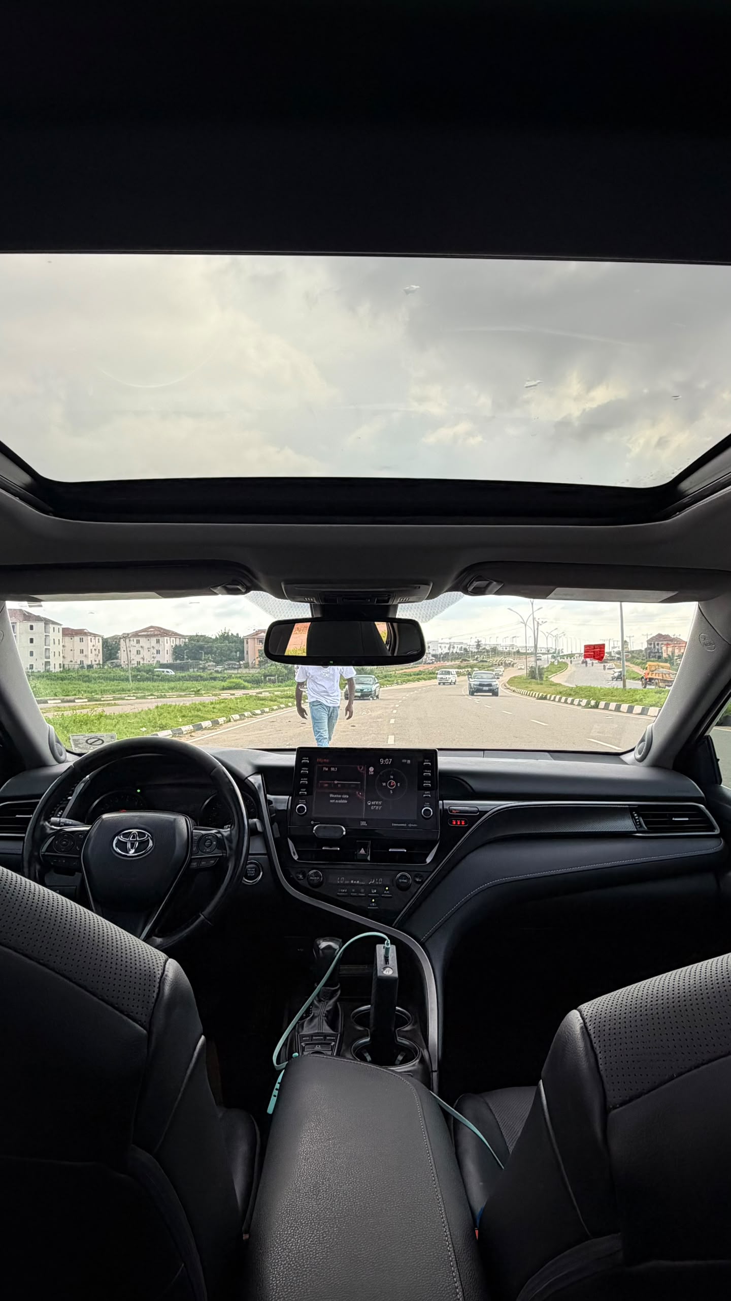 
								FOREIGN USED 🇺🇸 2021 TOYOTA CAMRY XSE WITH PUSH TO START, 360 DEGREES CAMERA,FULL PANORAMIC ROOF,ANTI BRAKE SYSTEM, COALITION SENSORS REAR AC VENT V4 ENGINE AC FREEZING AND VERIFIED DUTY VALID FOR 36.5 MILLION NAIRA ONLY full									