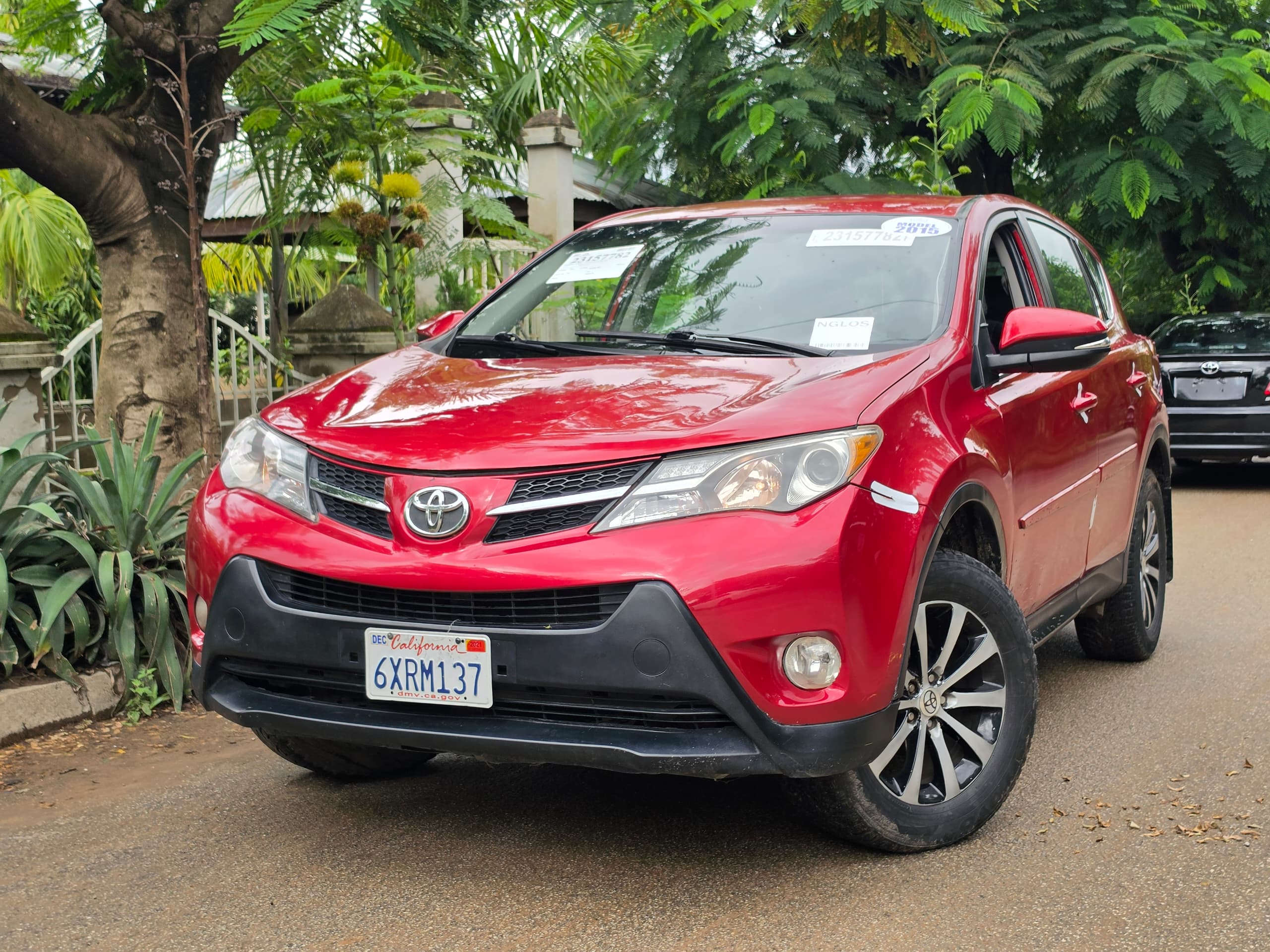 
								Belgium standards Toyota RAV4 2014 Engine and gearbox untempered AC chilling going for 13m  Abujadeal full									
