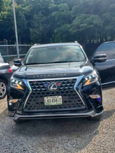‎Neatly used 2012 GX 460 with untempered engine and gear. Ac is chilling. Going for 21.5m only. Location: Abuja!