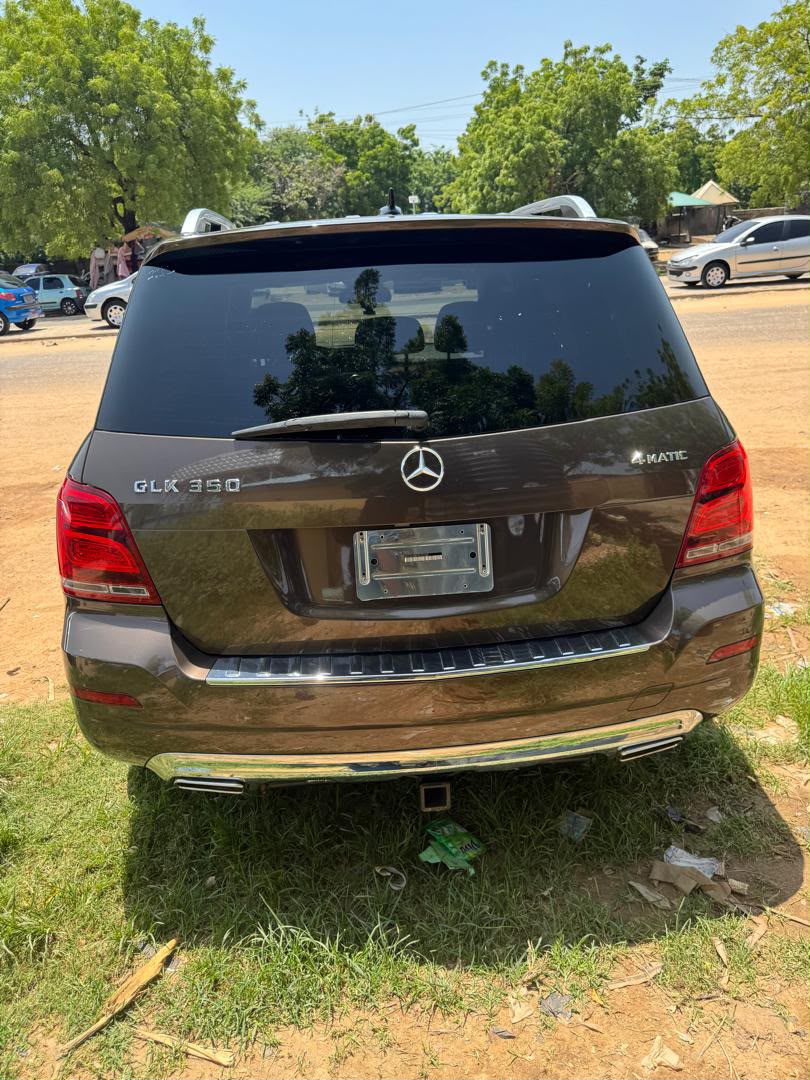 
								Just arrived direct Belgium 🇱🇷 glk 350 4matic 2014 model custom duty 2026 and in pristine condition 👍 power booting fullest option @ just 16.5m net 🥅 DEIDEI ABUJA full									