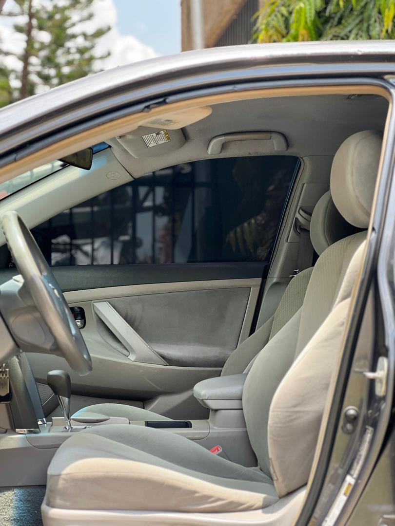 
								2008 Belgium 🇧🇪 Grade Toyota Camry on Fast Sale  6m only  Untampered Engine and Gear  AC Moscow Standard  Owners House deal Abuja full									