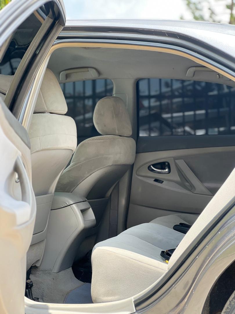 
								2008 Belgium 🇧🇪 Grade Toyota Camry on Fast Sale  6m only  Untampered Engine and Gear  AC Moscow Standard  Owners House deal Abuja full									