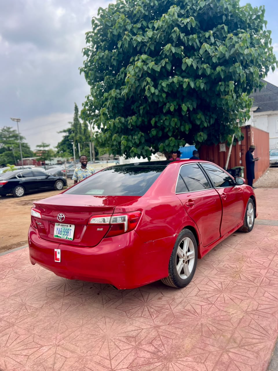 
								Neatly Used Toyota Camry SE 2013 keyless  In perfect condition  Buy and Drive   8.5 Million full									