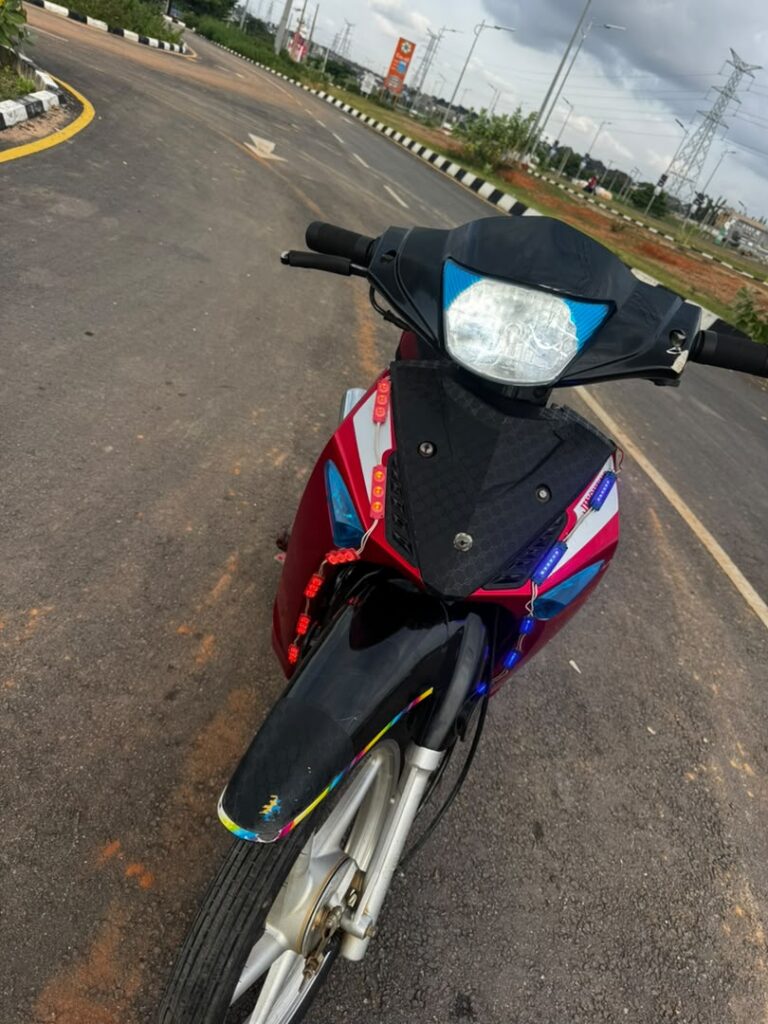 Giveaway Deal‼️‼️‼️ Neatly Used Haojue Bike (Rubber Rubber) going for just 650k with only 50k sambo with me Lugbe Abuja📍 ZERO CHAIN DEAL
