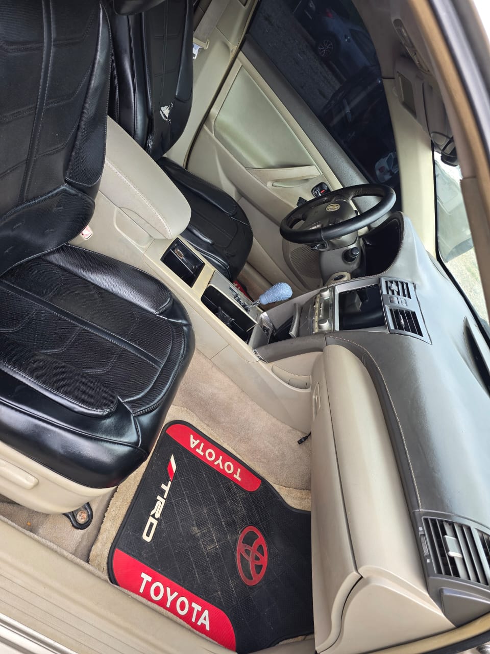 
								Distress Distress Toyota camry 2008 HYBRID with untermperd hybrid system  4.5m abujadeal full									