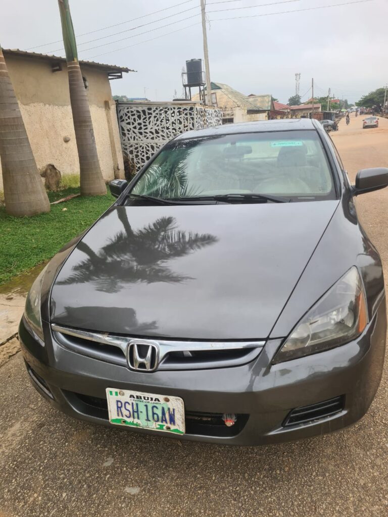 Super sharp 2007 honda Accord, AKA D.C Buy and drive  Nothing to fix  2.7m Ac chilling