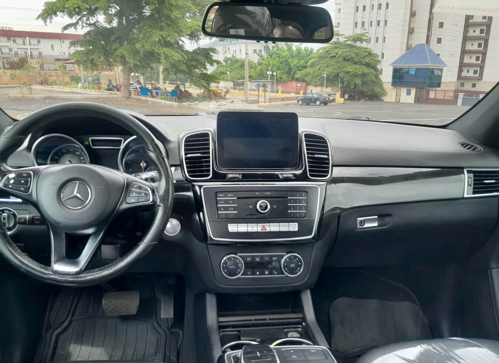 
								FOREIGN USED 2018 MERCEDES-BENZ GLE350 FULLEST OPTION 360 CAMERA WITH ORIGINAL DUTY ACCIDENT FREE GOING FOR 36.5M ABUJA DEAL full									