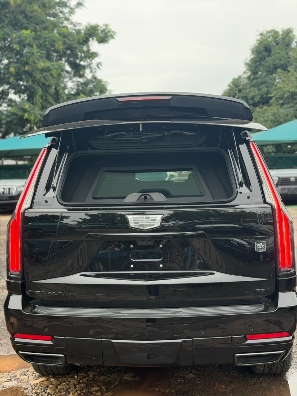 
								BRAND NEW 2026 ESCALADE 600 BULLETPROOF for Just ₦700m OnLy💰 full									