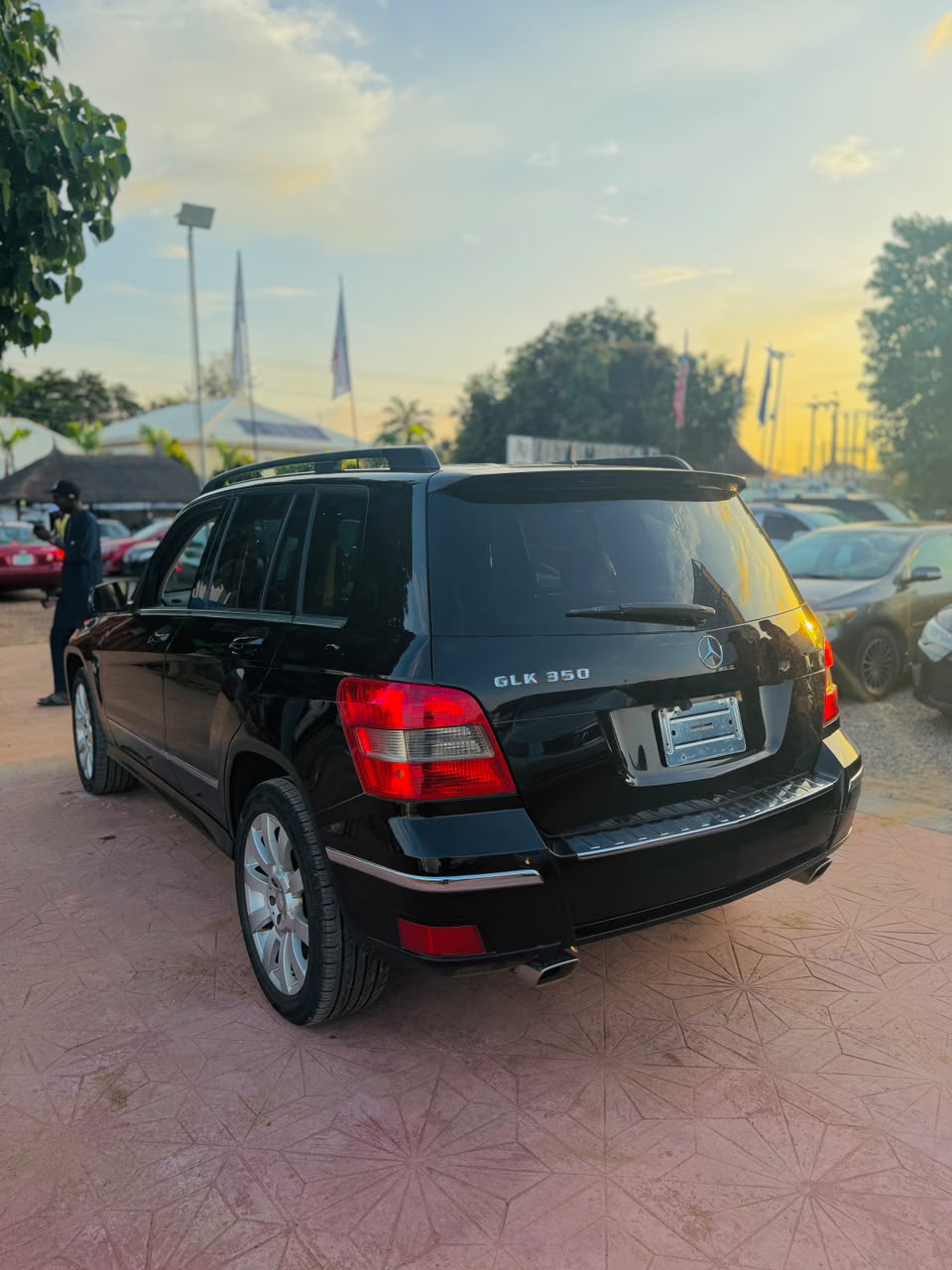 
								Massive Distress Sale!!! TOKS 🇺🇸MERCEDES-BENZ GLK350 2011  Everything Blessed  No Nigerian Paint  Pure Virgin Car  Duty: 2026 fully paid Price: 10.5 million Settlement: TBD  Location: Abuja  Rush before you hear sold o 🤝  This kind of deal hardly comes twice. full									