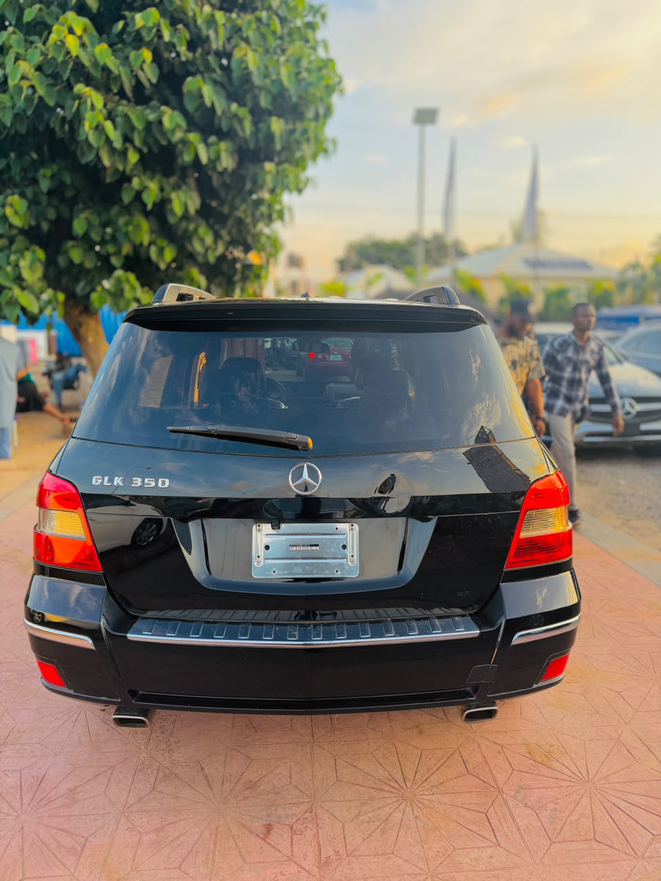 
								Massive Distress Sale!!! TOKS 🇺🇸MERCEDES-BENZ GLK350 2011  Everything Blessed  No Nigerian Paint  Pure Virgin Car  Duty: 2026 fully paid Price: 10.5 million Settlement: TBD  Location: Abuja  Rush before you hear sold o 🤝  This kind of deal hardly comes twice. full									