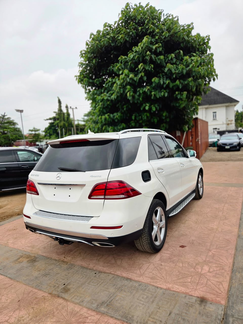 
								Foreign Used Mercedes Benz GLE400 2019 in perfect condition Buy and Drive   40 Million full									