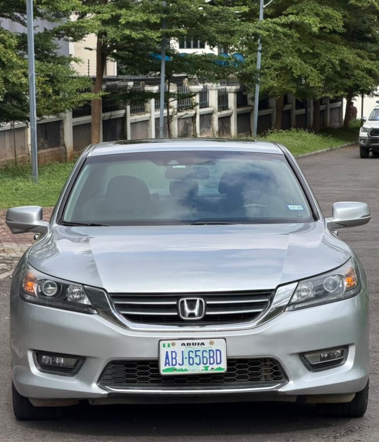 Extremely clean Belgium standard First body 6months used Honda Accord 2014 double screen with untermperd system  10.3m abujadeal