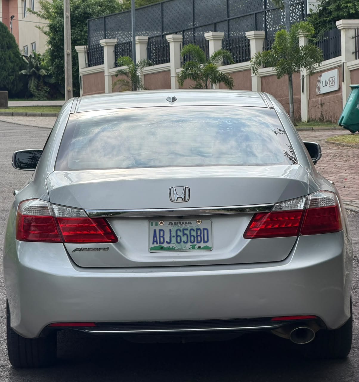 
								Extremely clean Belgium standard First body 6months used Honda Accord 2014 double screen with untermperd system  10.3m abujadeal full									