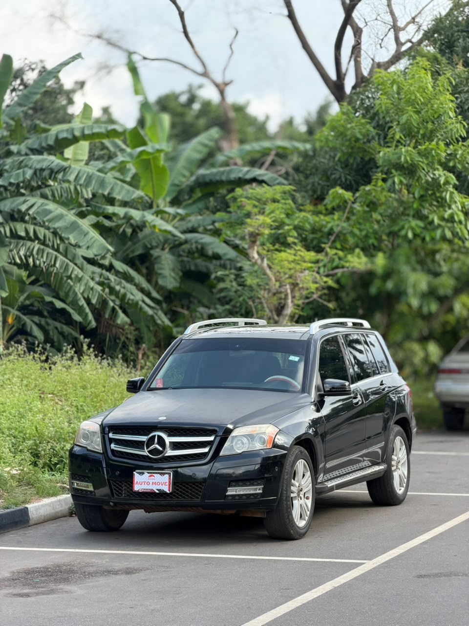 
								2010 REG. GLK350 DOUBLE PANORAMIC VIEW WITH DUTY 7.6M ABUJA DEAL full									