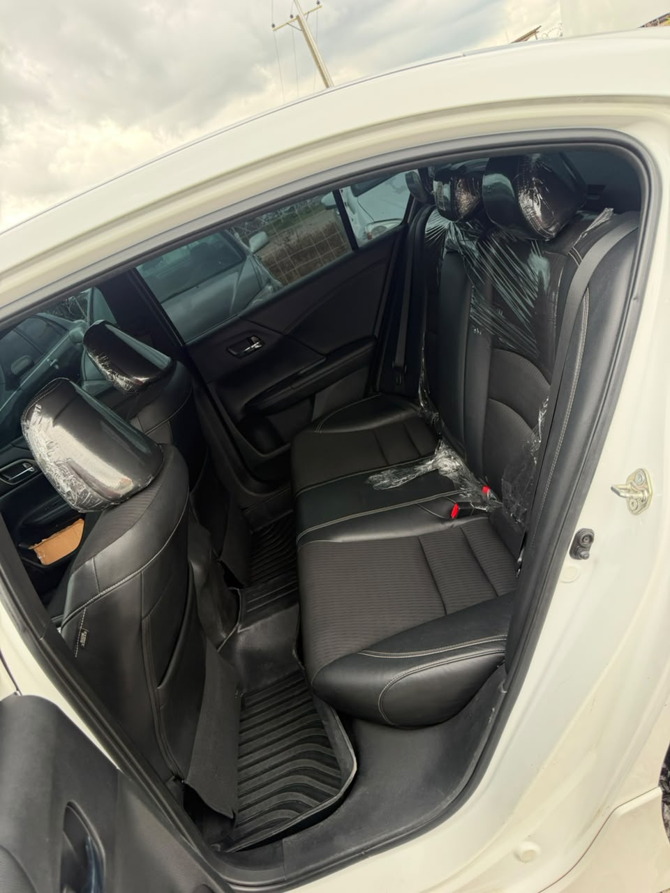 
								Honda accord 2016 model Belgium standard nothing to fix location Abuja price 12.6M full									