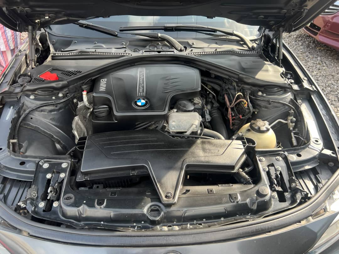 
								Distress Sale‼️  ✨2013 BMW F30 3 Series  Fullest option, Reverse camera 360° camera with duty, Engine perfect Going for 13.5M  LOCATION: 📍ABUJA DEAL full									