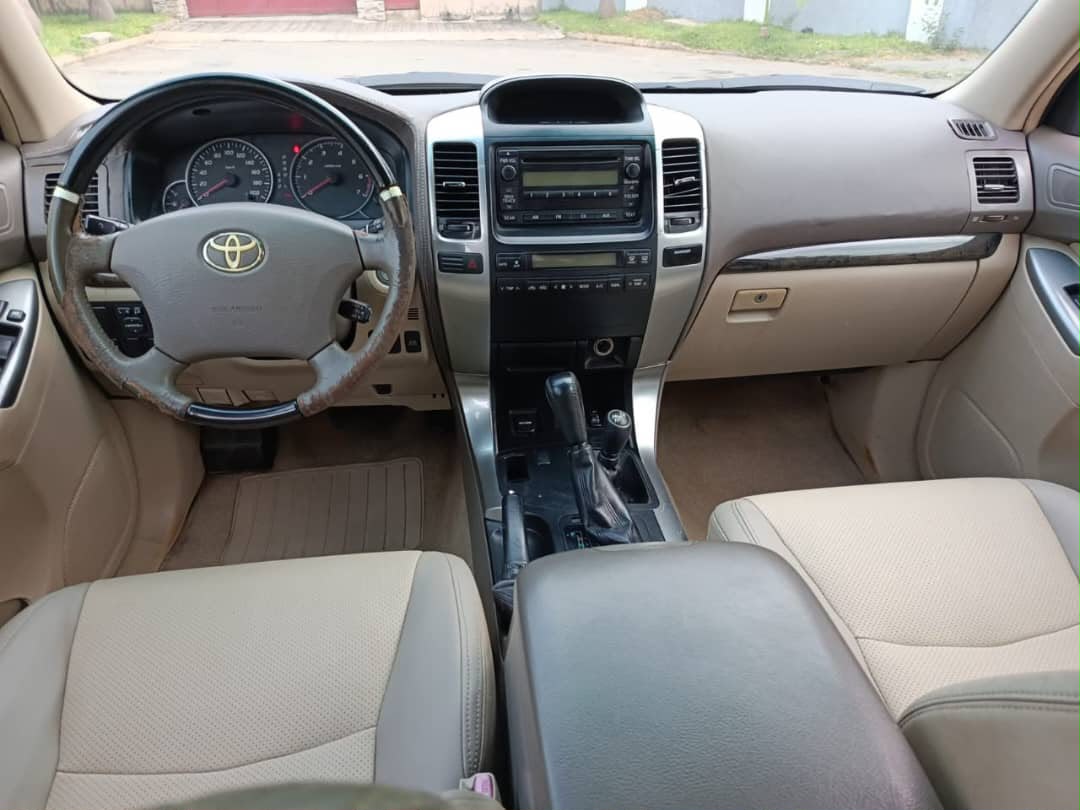 
								2009 v6 prado not upgraded 19M  With Untampered engine and gear full									