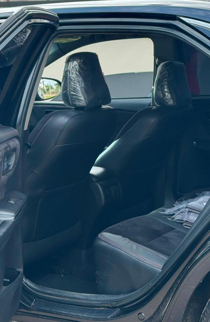 
								EXTREMELY SHARP 2015 TOYOTA CAMRY XSE KEYLESS SUNROOF WITH WIRELESS CHARGING ⚡⚡ AND PROPER DOCUMENTATION  PRICE:12M 📍ABUJA full									