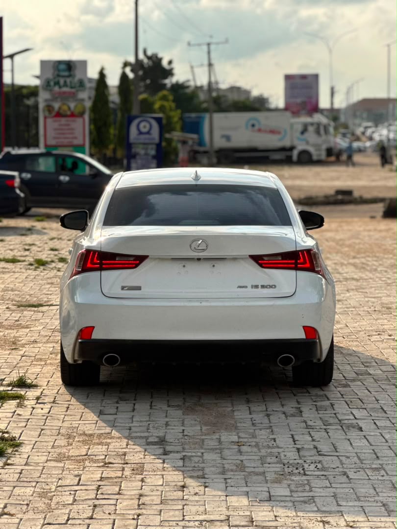
								LEXUS IS300 F-sports  Foreign used 2017 Model Original duty 22m Abuja full									