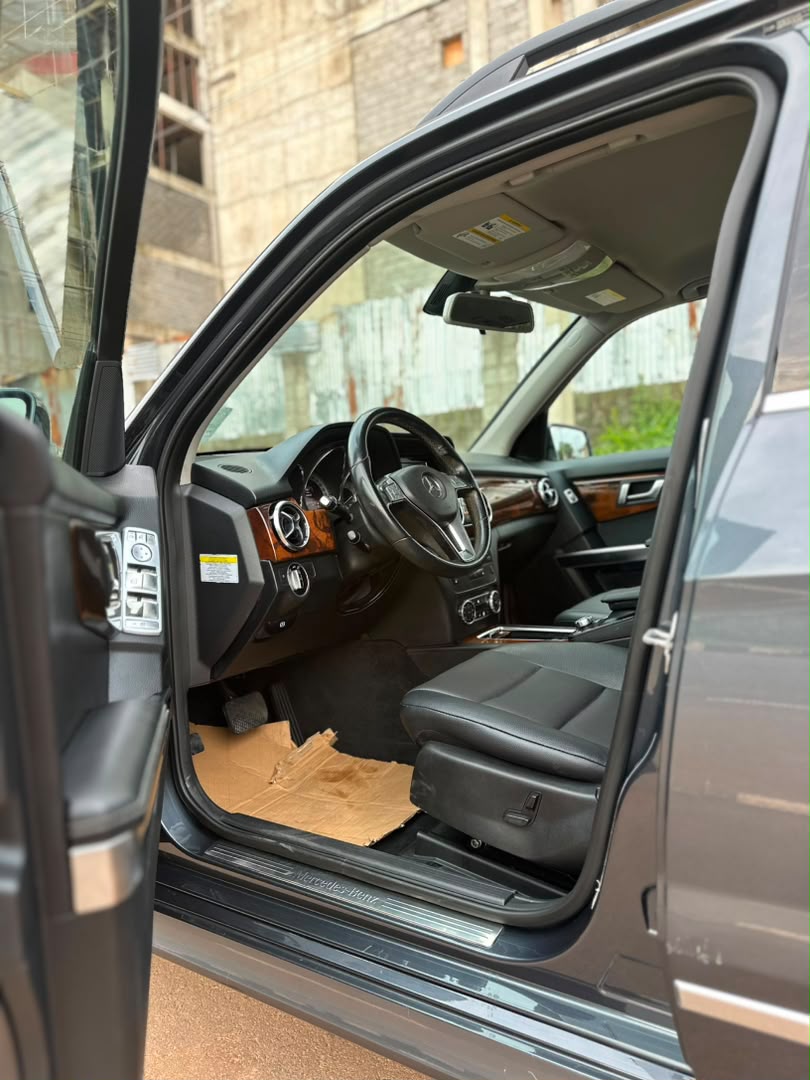 
								Distress  Direct Belgium 2013 Glk  Buy and drive  Accident free 15.5M   2026 duty full									