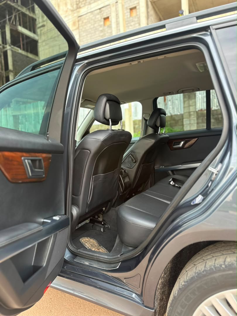 
								Distress  Direct Belgium 2013 Glk  Buy and drive  Accident free 15.5M   2026 duty full									