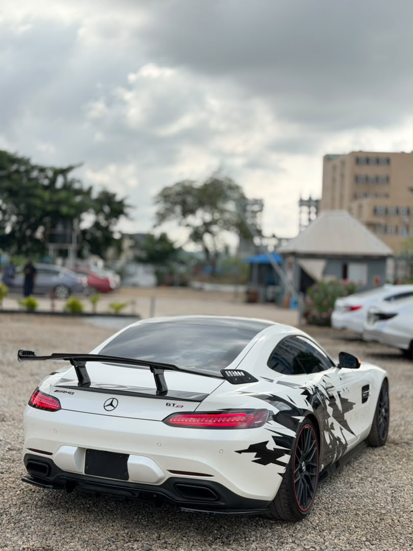 
								Foreign used ⚡️⚡️⚡️ Mercedes Benz GTs 2016 model with Duty  PRICE:132,000,000 LOCATION: ABUJA full									