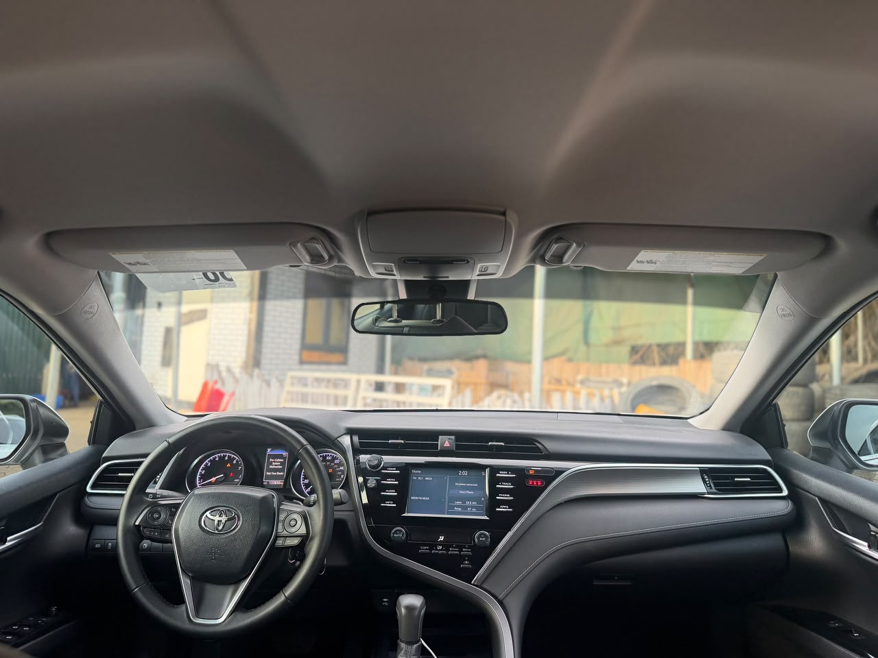 
								On Distress  Foreign used Toyota Camry SE 2018 for 19.5m Abuja full									