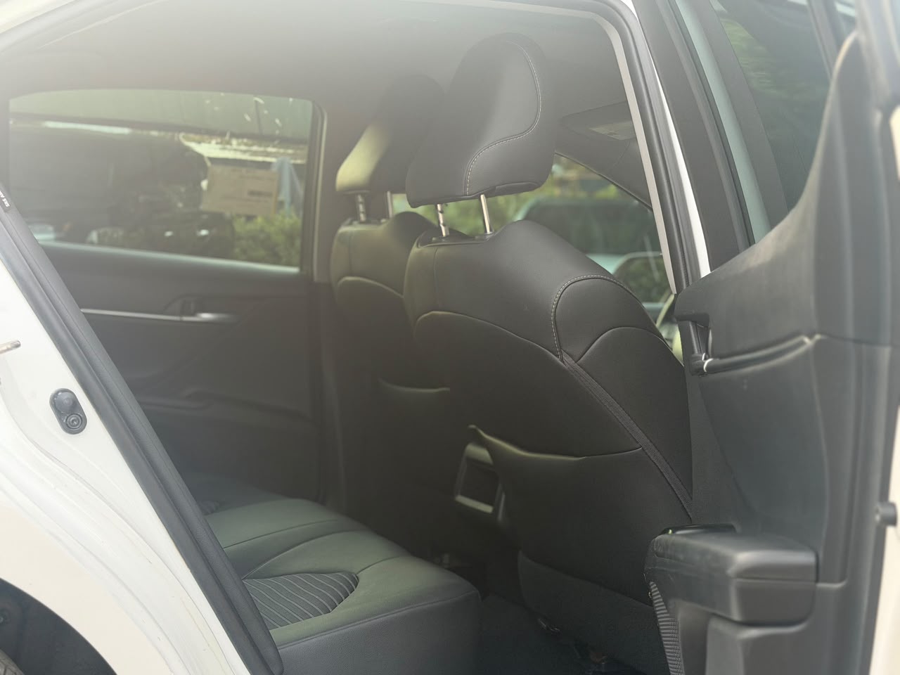 
								On Distress  Foreign used Toyota Camry SE 2018 for 19.5m Abuja full									