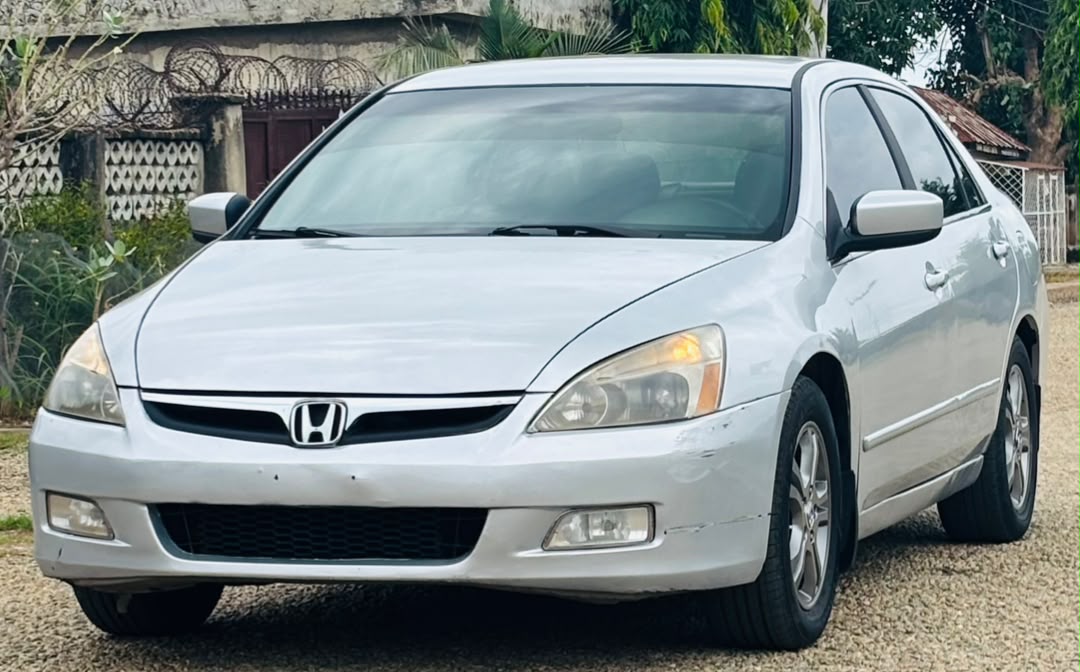 
								NEATLY USED HONDA EOD 2007 MODEL IN A EXCELLENT CONDITION BUY AND DRIVE WITH AC,  💰 PRICE #3 MILLION 📍 LOCATION ABUJA. full									