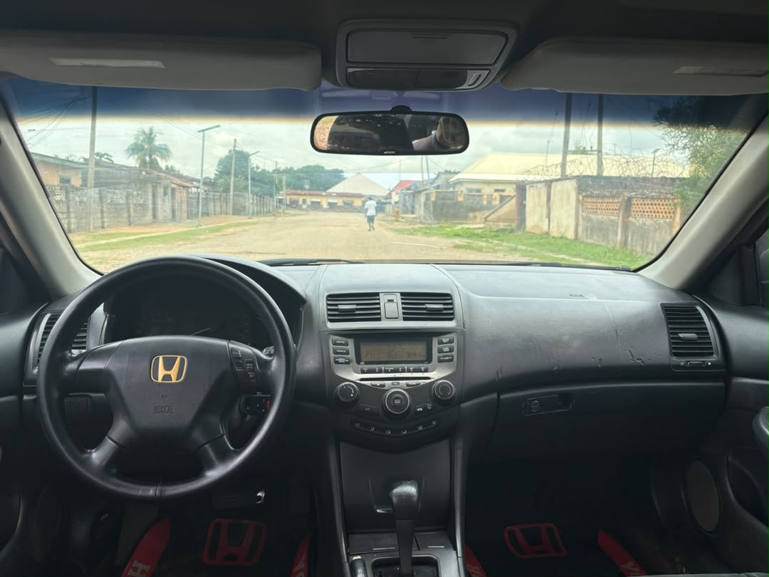 
								NEATLY USED HONDA EOD 2007 MODEL IN A EXCELLENT CONDITION BUY AND DRIVE WITH AC,  💰 PRICE #3 MILLION 📍 LOCATION ABUJA. full									