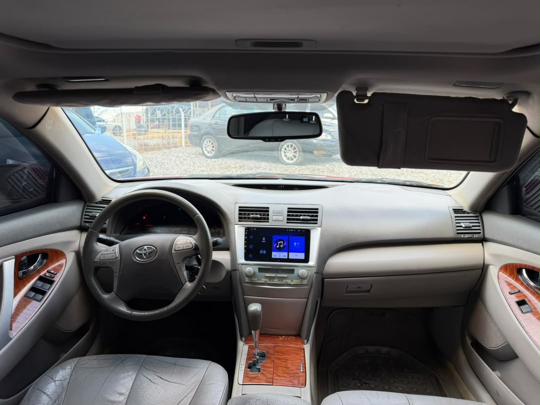 
								Super sharp Toyota Camry 2009 XLE with untouchable engine and gear buy and zoom nothing to fix location Abuja price 6.5m, full									