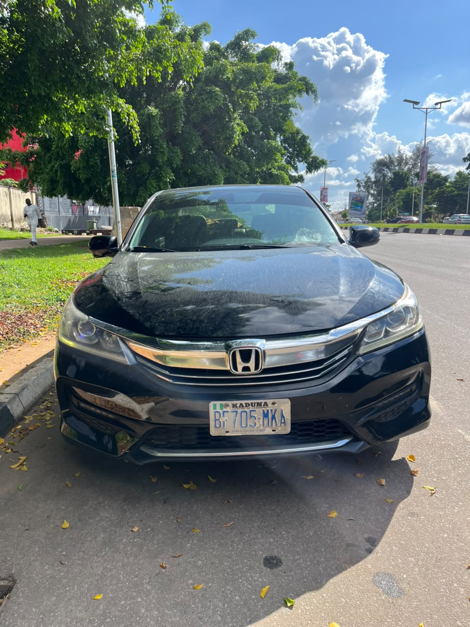 
								UNREGISTERED HONDA ACCORD 2016 EXL V6 ENGINE   ORIGINAL DUTY   PRICE: 9.5M full									