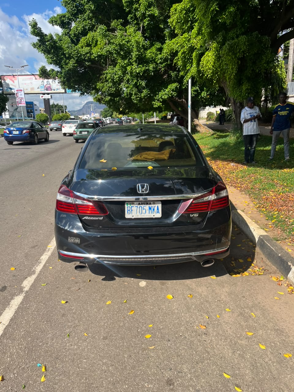 
								UNREGISTERED HONDA ACCORD 2016 EXL V6 ENGINE   ORIGINAL DUTY   PRICE: 9.5M full									