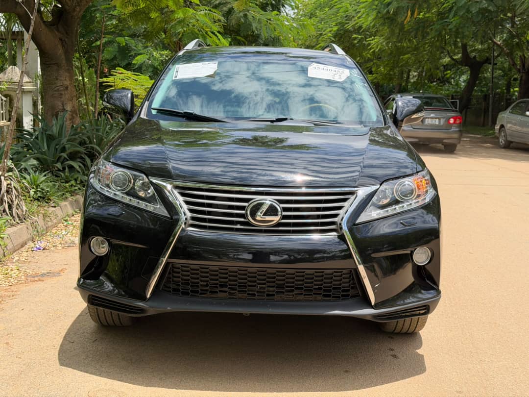 
								Extremely clean foreign used 2010 RX350 fullest option upgraded to 2015 with Sept 2026 Duty untampered engine nd gear going for just 21m full									